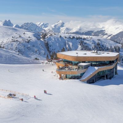 Spieljoch bergrestaurant in Fügen in de winter